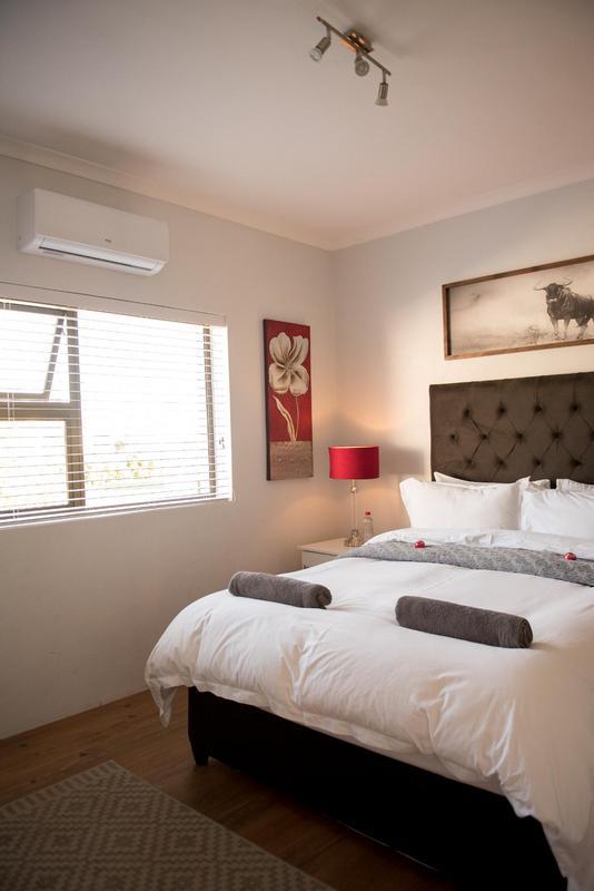 2 Bedroom Property for Sale in Onrus Western Cape